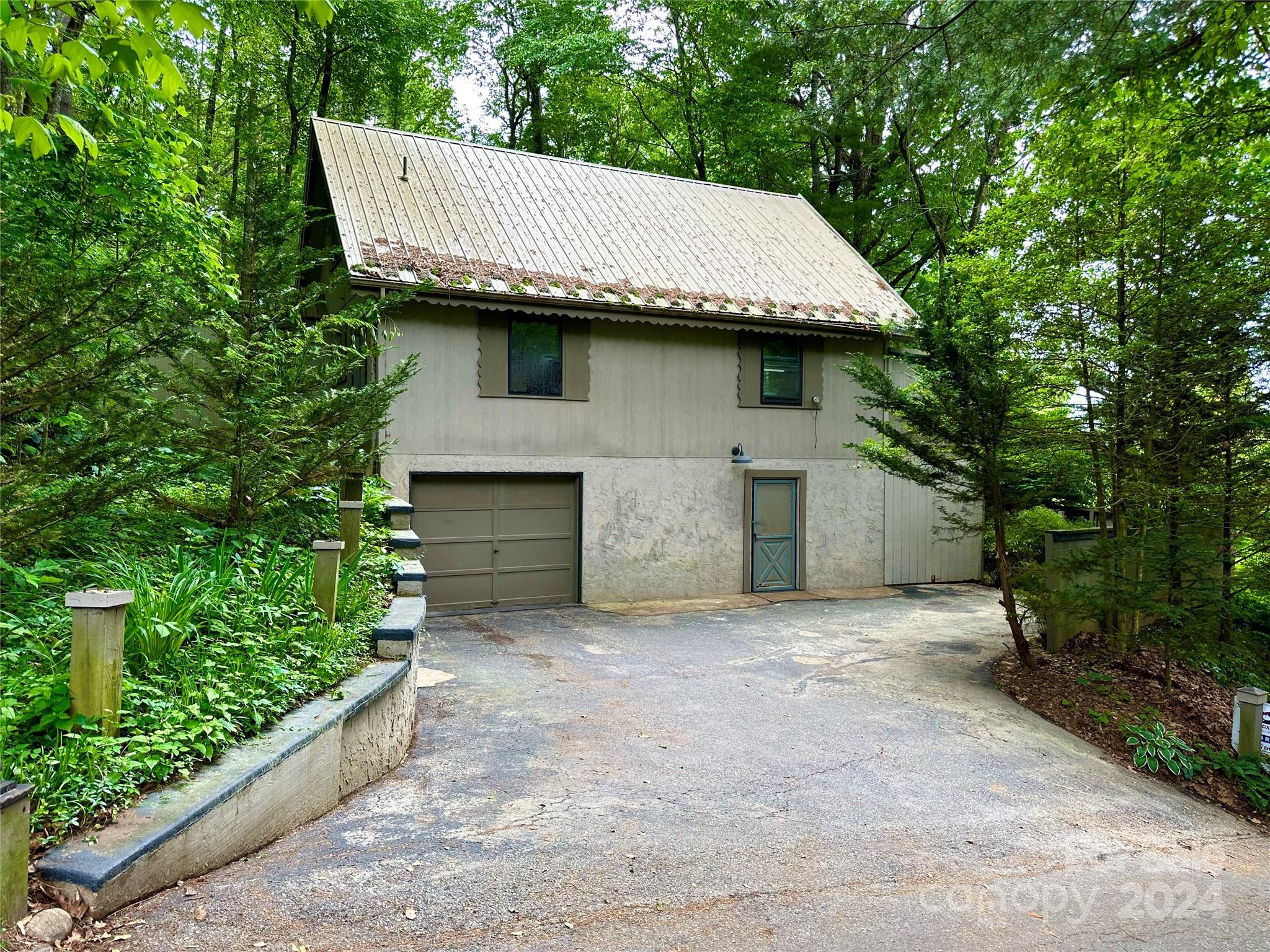 410 Mother In Law Lane Burnsville NC 28714