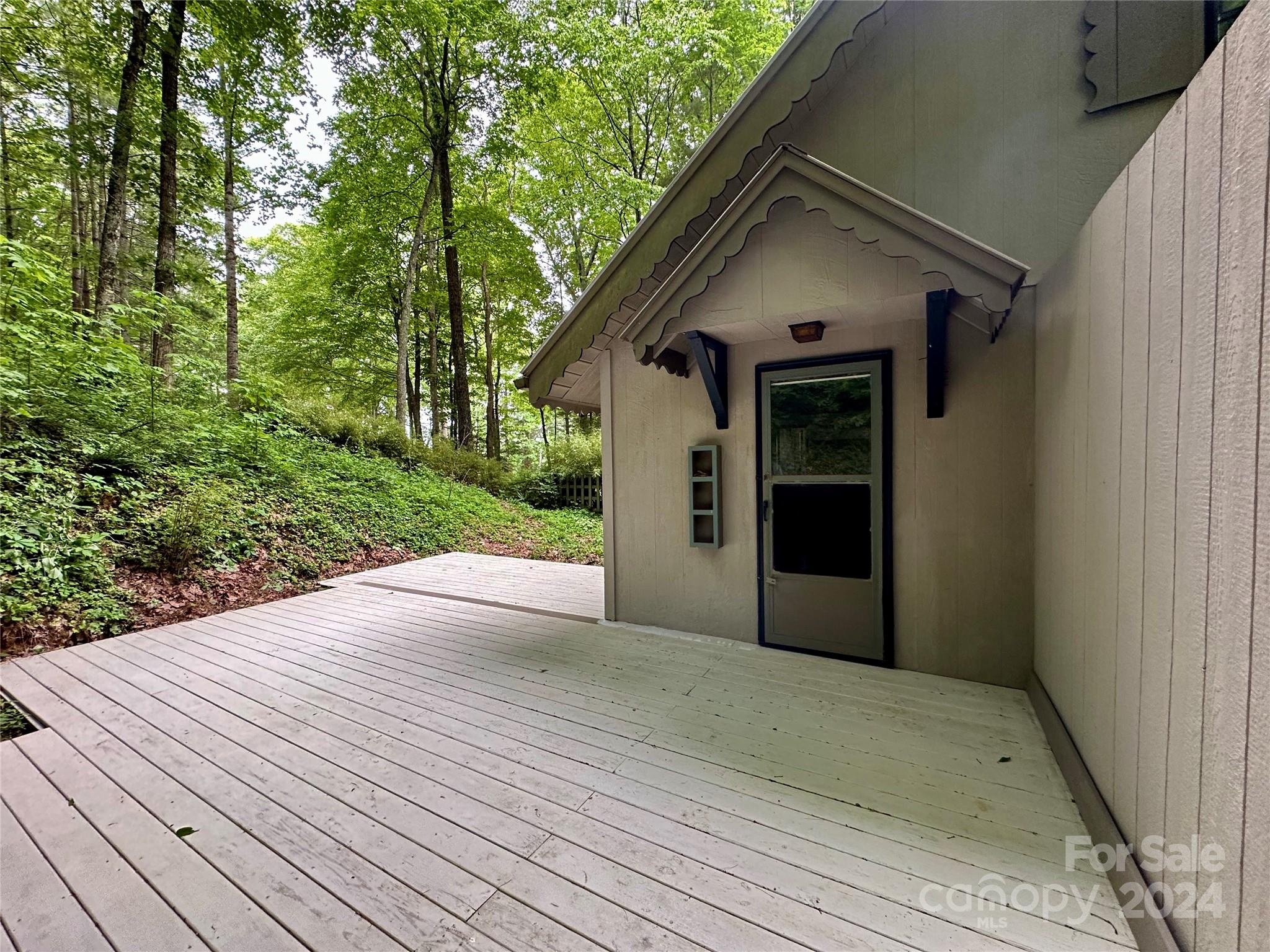 410 Mother In Law Lane Burnsville NC 28714