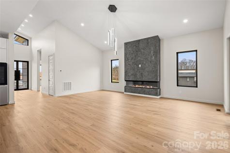 5 Scott Meadows Drive Asheville NC 28806