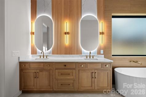 5 Scott Meadows Drive Asheville NC 28806