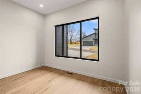 5 Scott Meadows Drive Asheville NC 28806