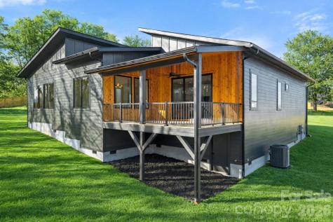 5 Scott Meadows Drive Asheville NC 28806