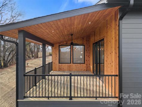 5 Scott Meadows Drive Asheville NC 28806