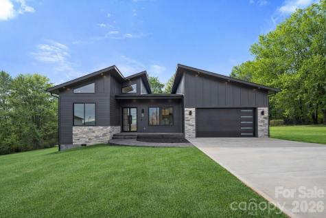 5 Scott Meadows Drive Asheville NC 28806