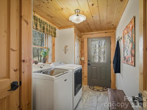 1016 Horizon Trail Nebo NC 28761