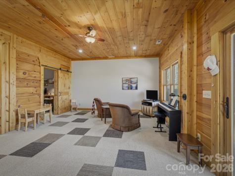 1016 Horizon Trail Nebo NC 28761