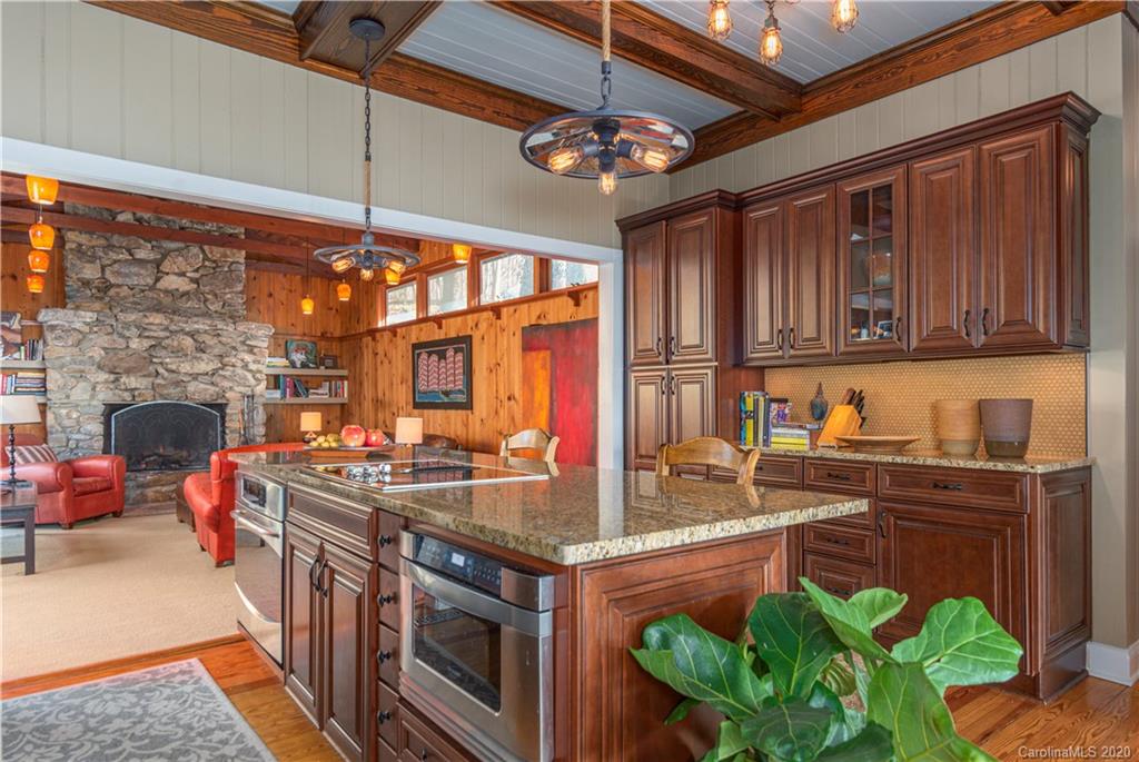 466 Elk Mountain Scenic Highway Asheville NC 28804
