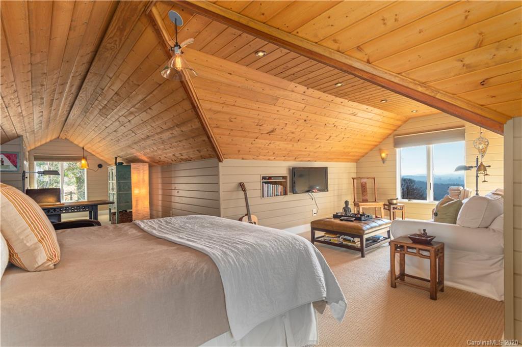 466 Elk Mountain Scenic Highway Asheville NC 28804