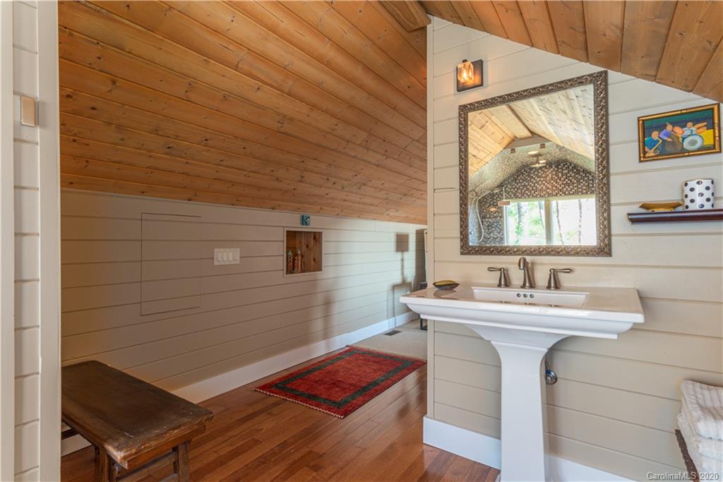 466 Elk Mountain Scenic Highway Asheville NC 28804