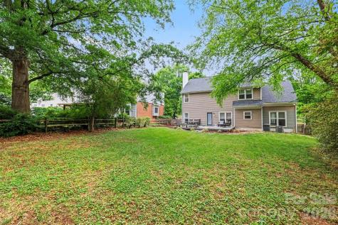 8910 Castlebay Drive Charlotte NC 28277
