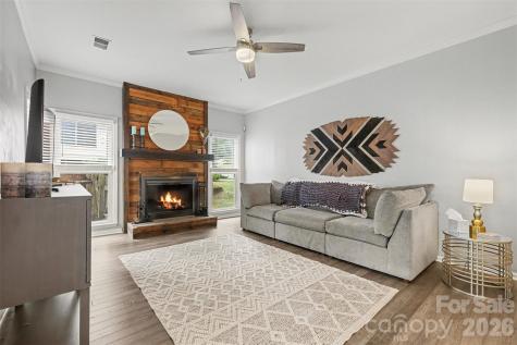 8910 Castlebay Drive Charlotte NC 28277