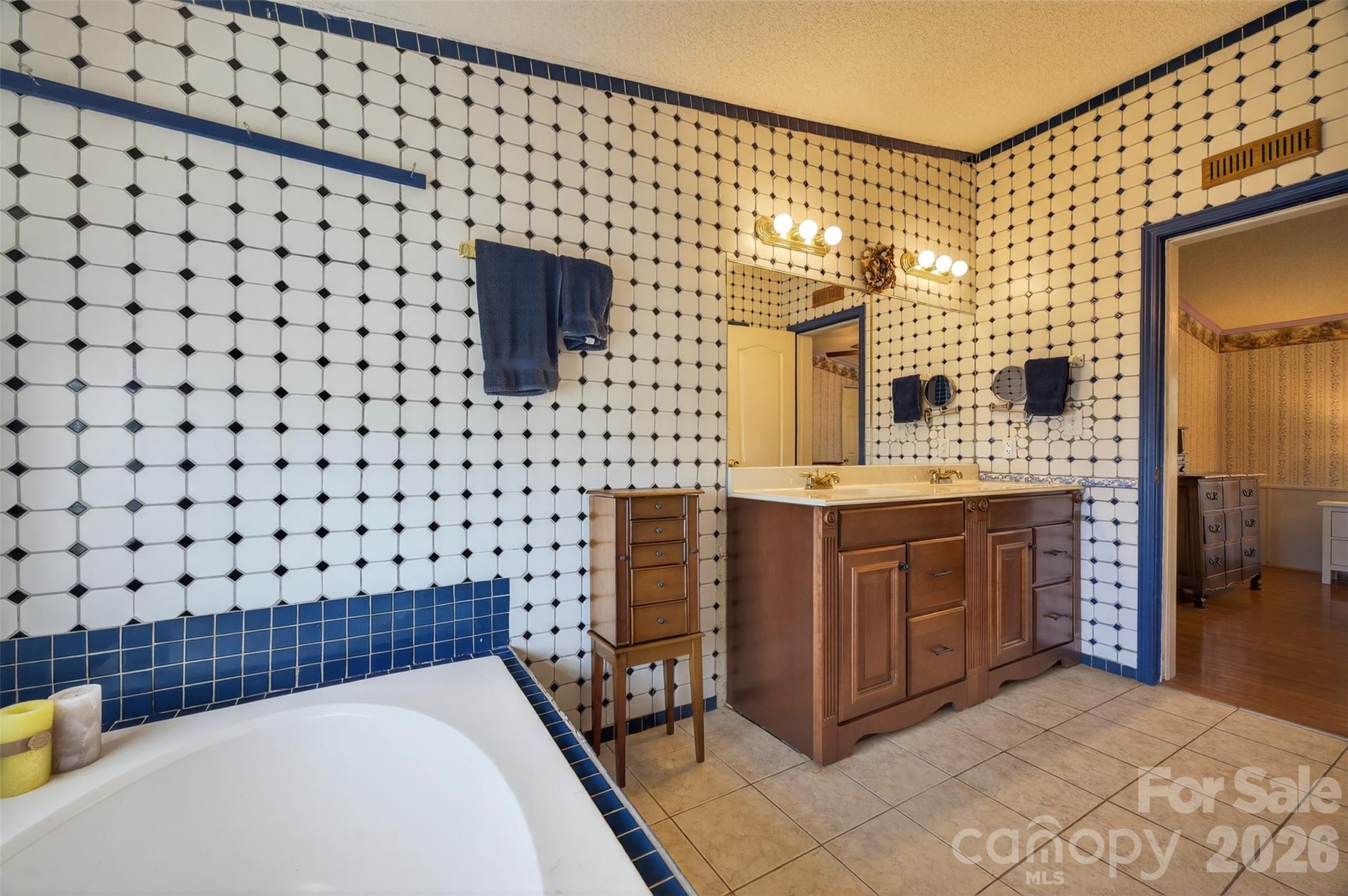 4352 Anderson Mountain Road Maiden NC 28650