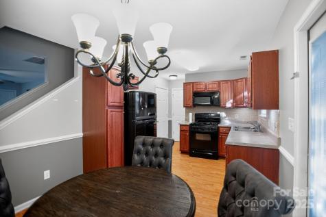 82 Old Salem Court Fletcher NC 28732