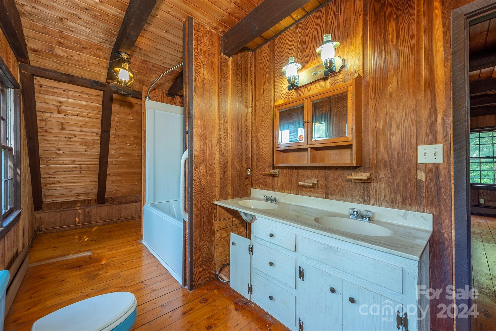 609 Meadowbrook Place Leicester NC 28748