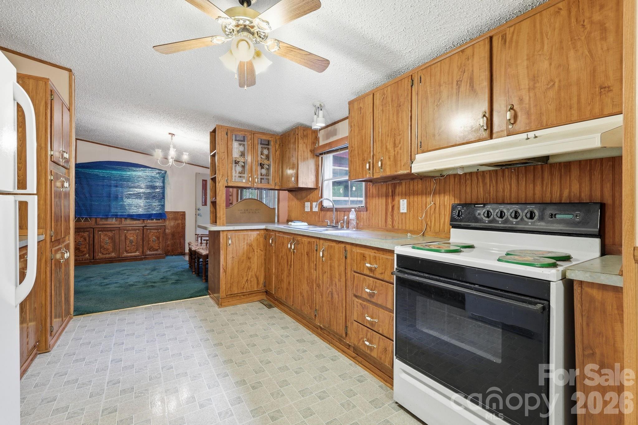 3383 Thickety Road Clyde NC 28721