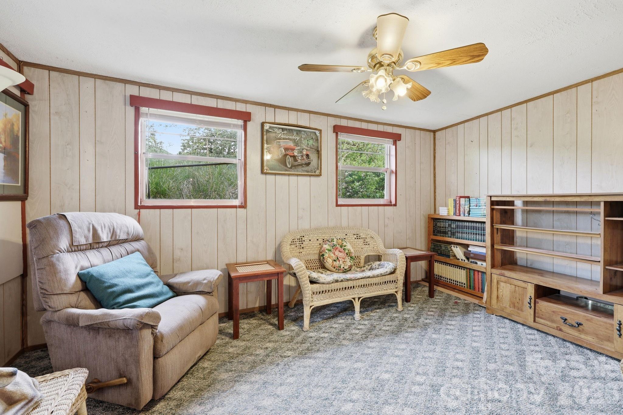 3383 Thickety Road Clyde NC 28721