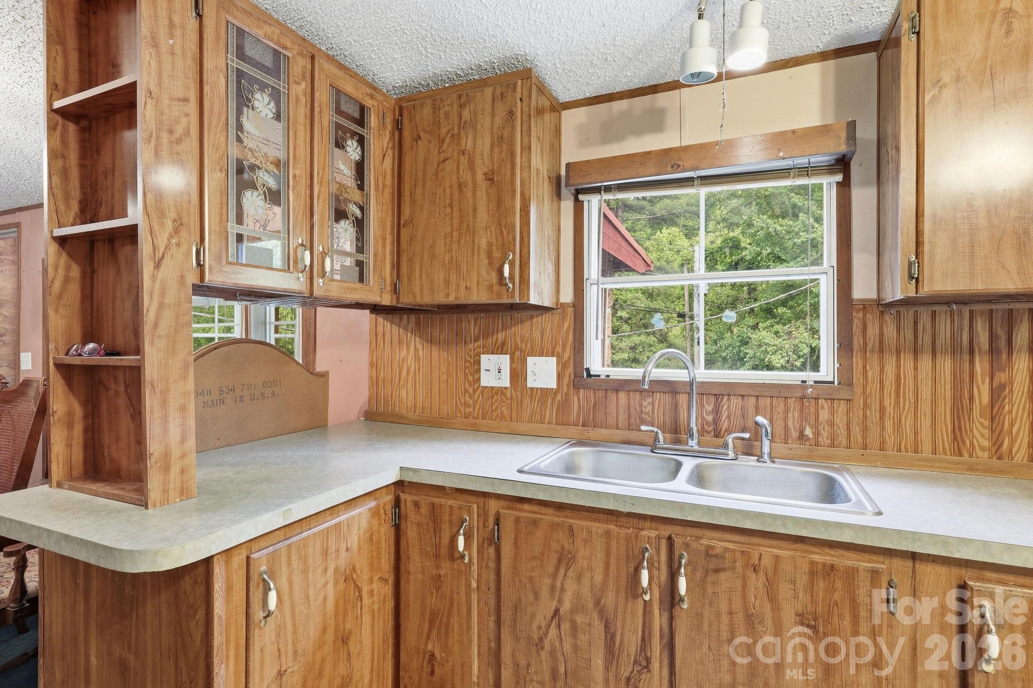 3383 Thickety Road Clyde NC 28721