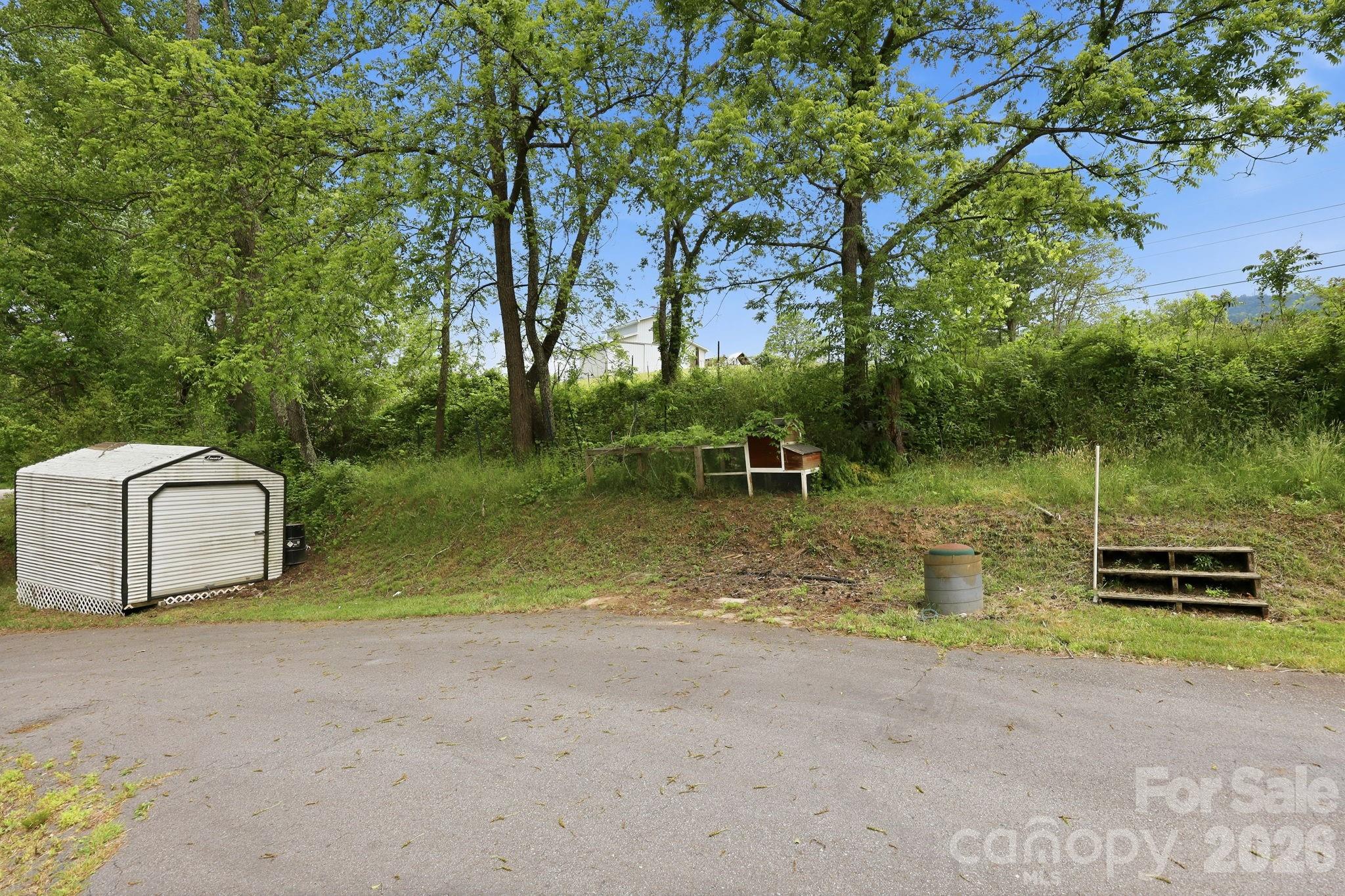 3383 Thickety Road Clyde NC 28721