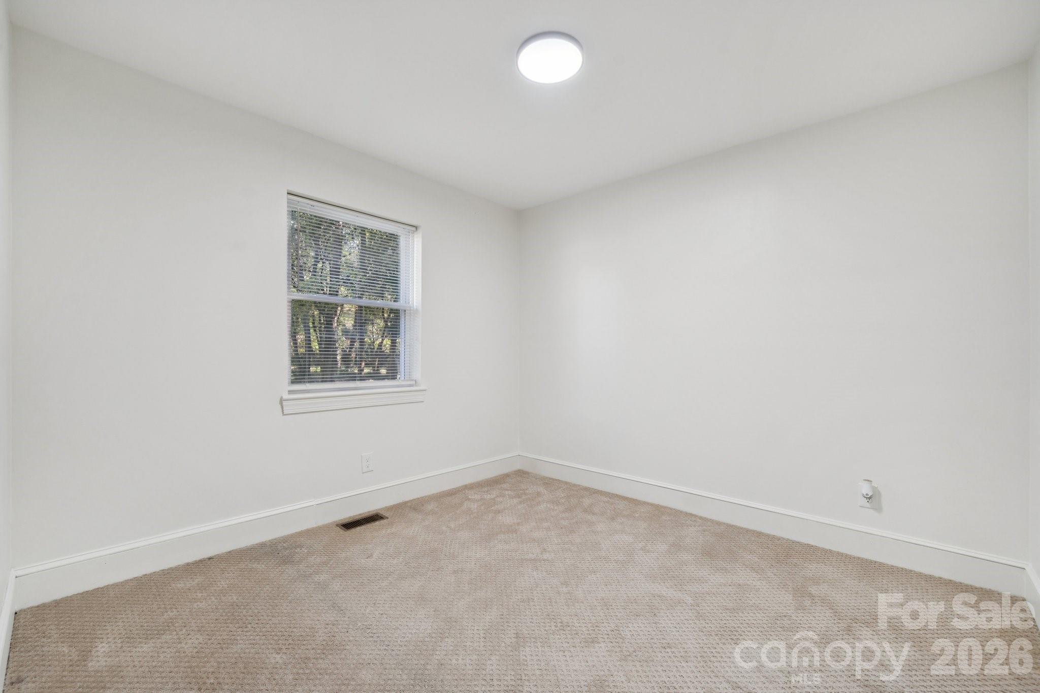 5423 Lantana Avenue Charlotte NC 28212