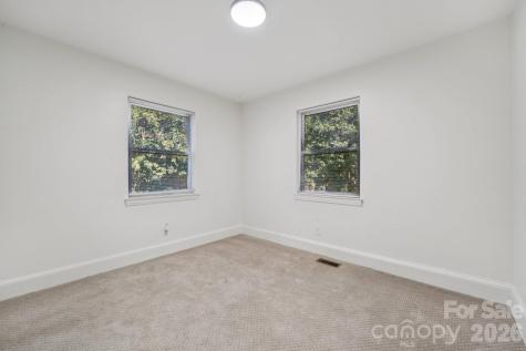 5423 Lantana Avenue Charlotte NC 28212