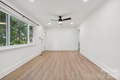 5423 Lantana Avenue Charlotte NC 28212