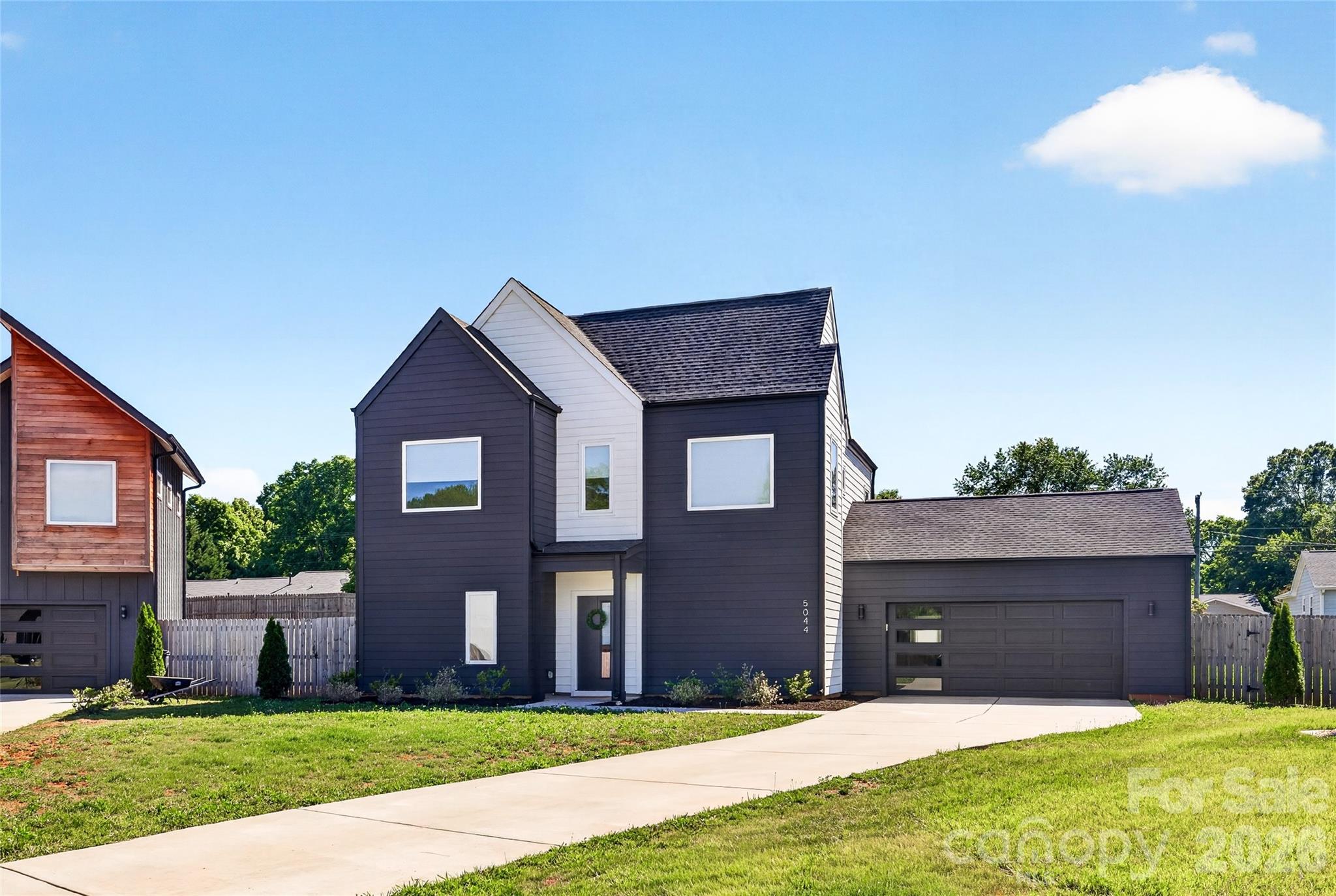 5044 Double Lakes Drive Charlotte NC 28212