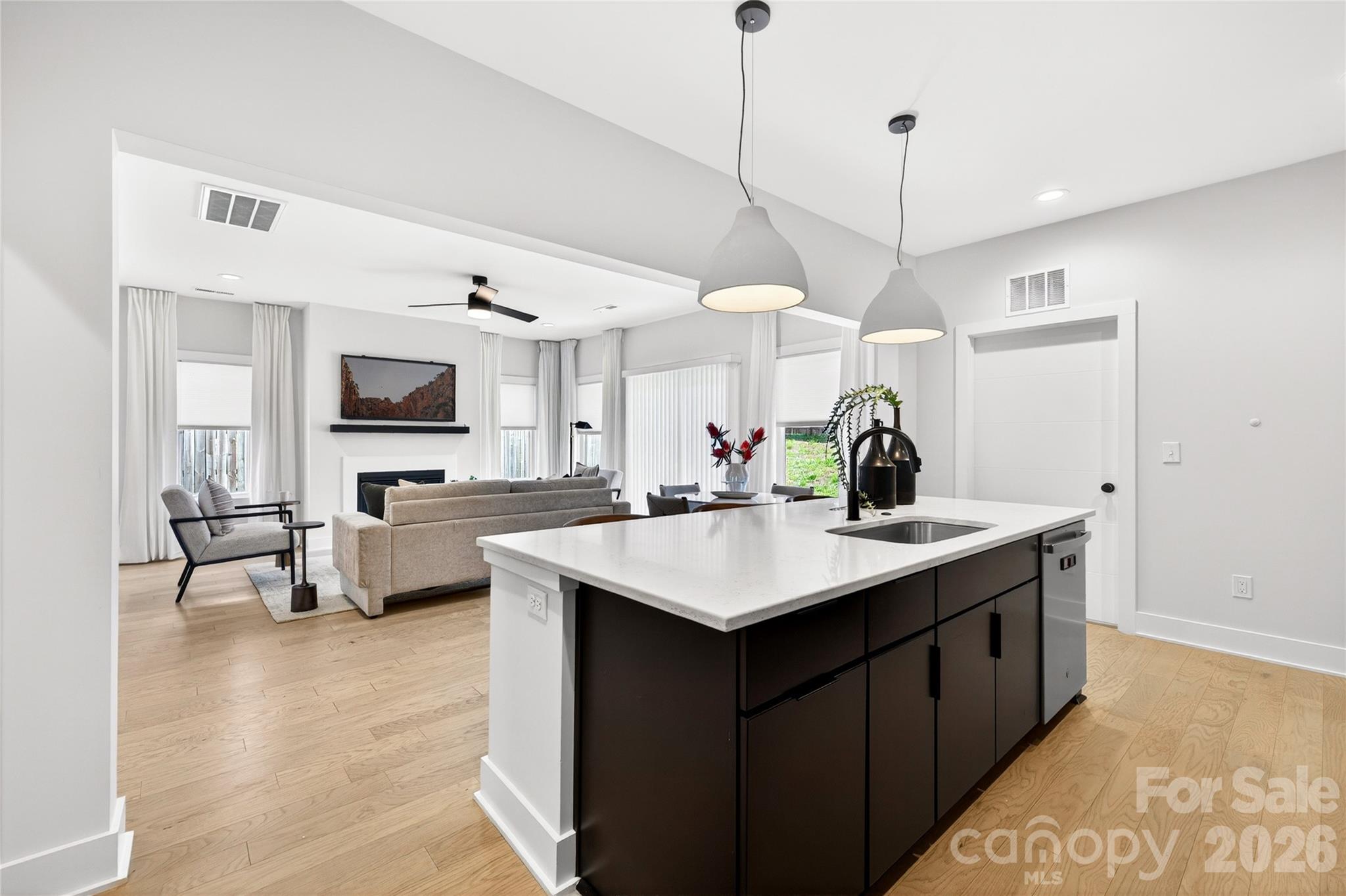 5044 Double Lakes Drive Charlotte NC 28212