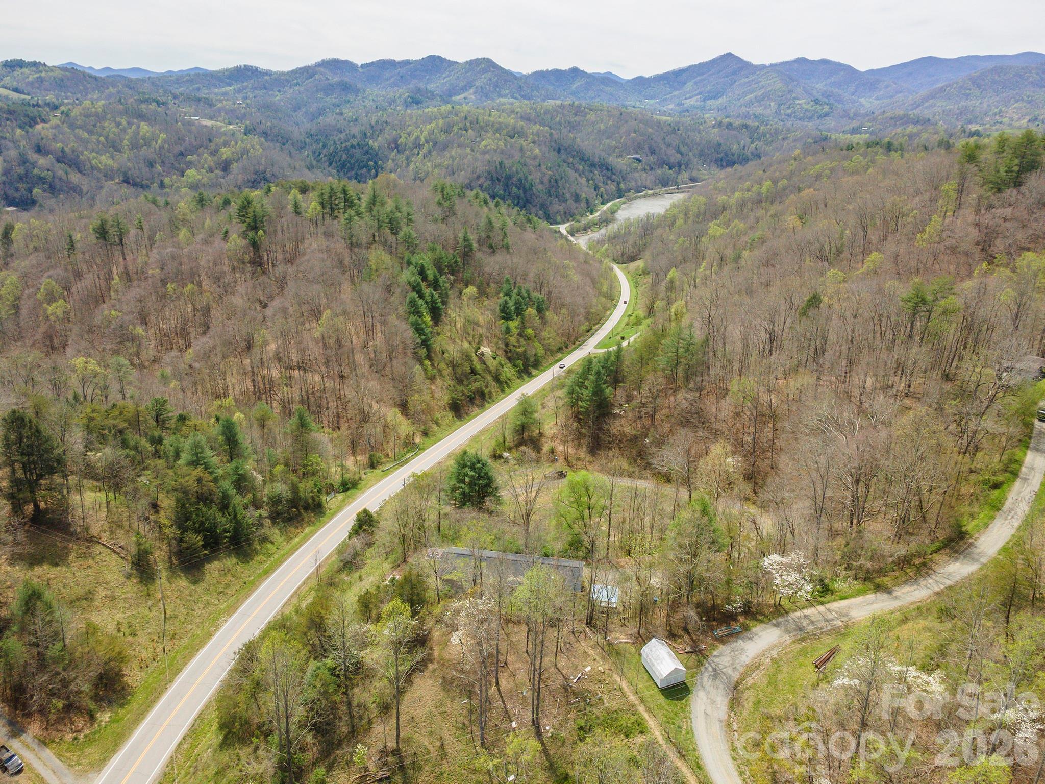 1274 Little Pine Road Marshall NC 28753