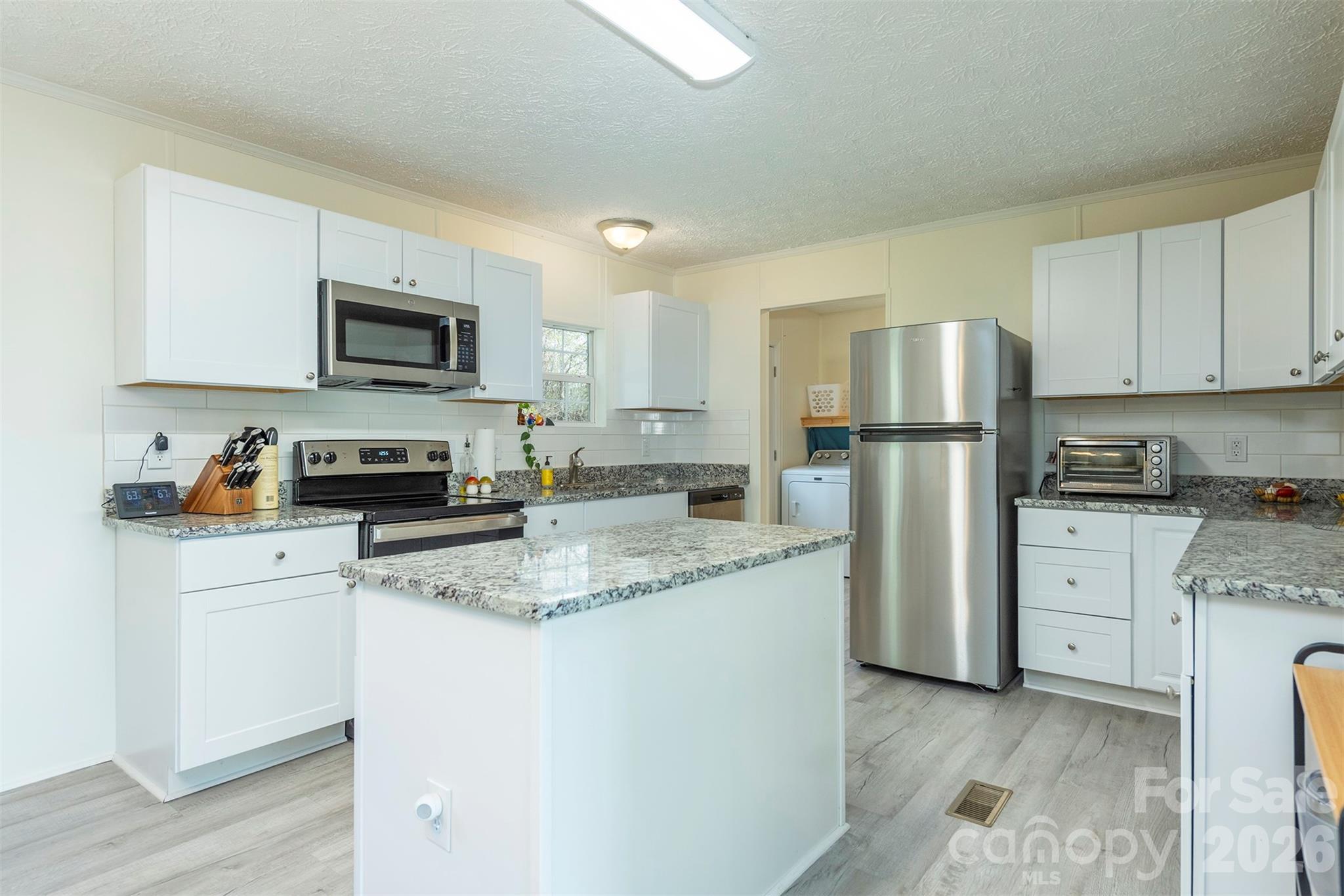 1274 Little Pine Road Marshall NC 28753
