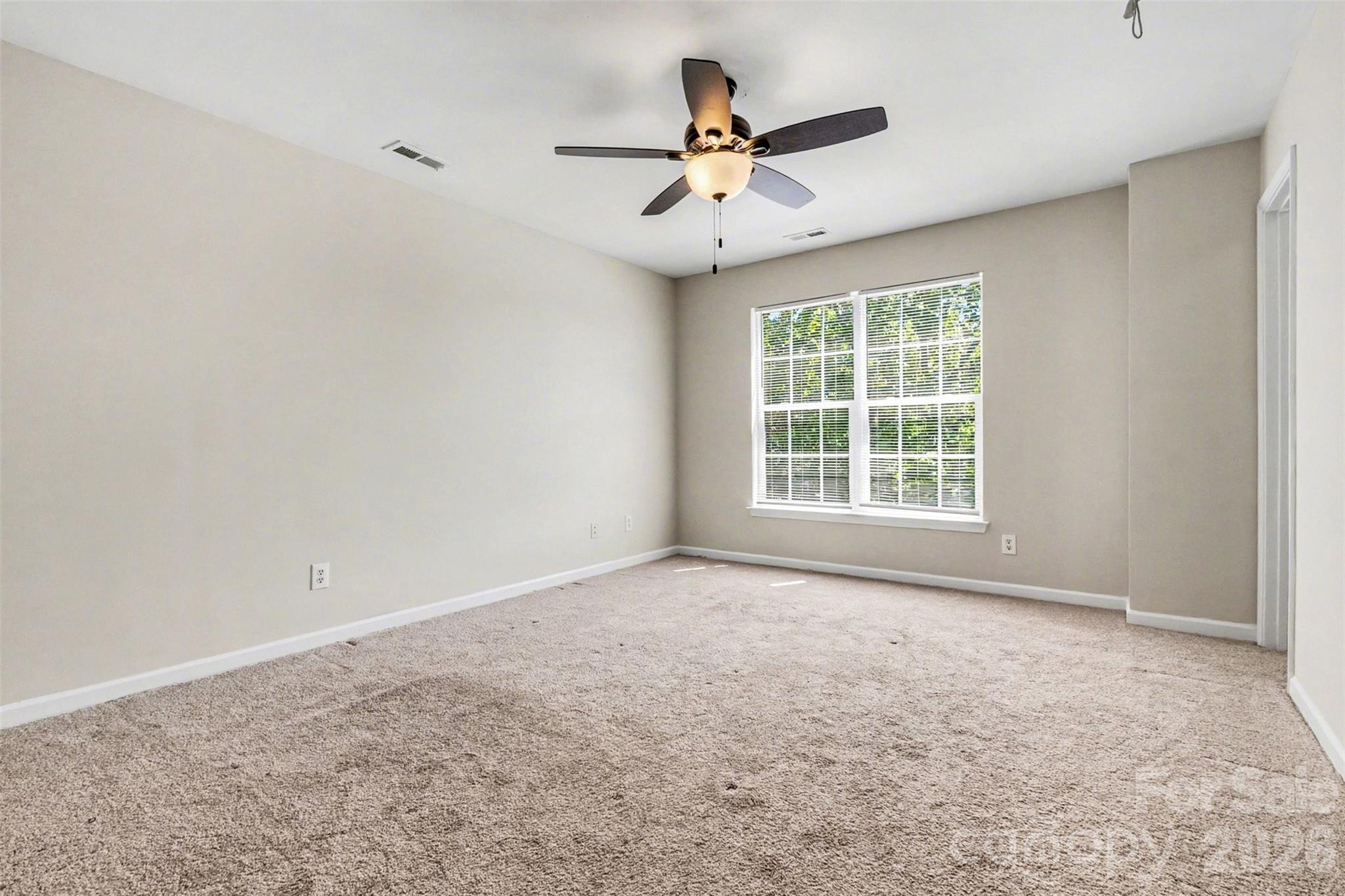 4034 Woolcott Avenue Charlotte NC 28213