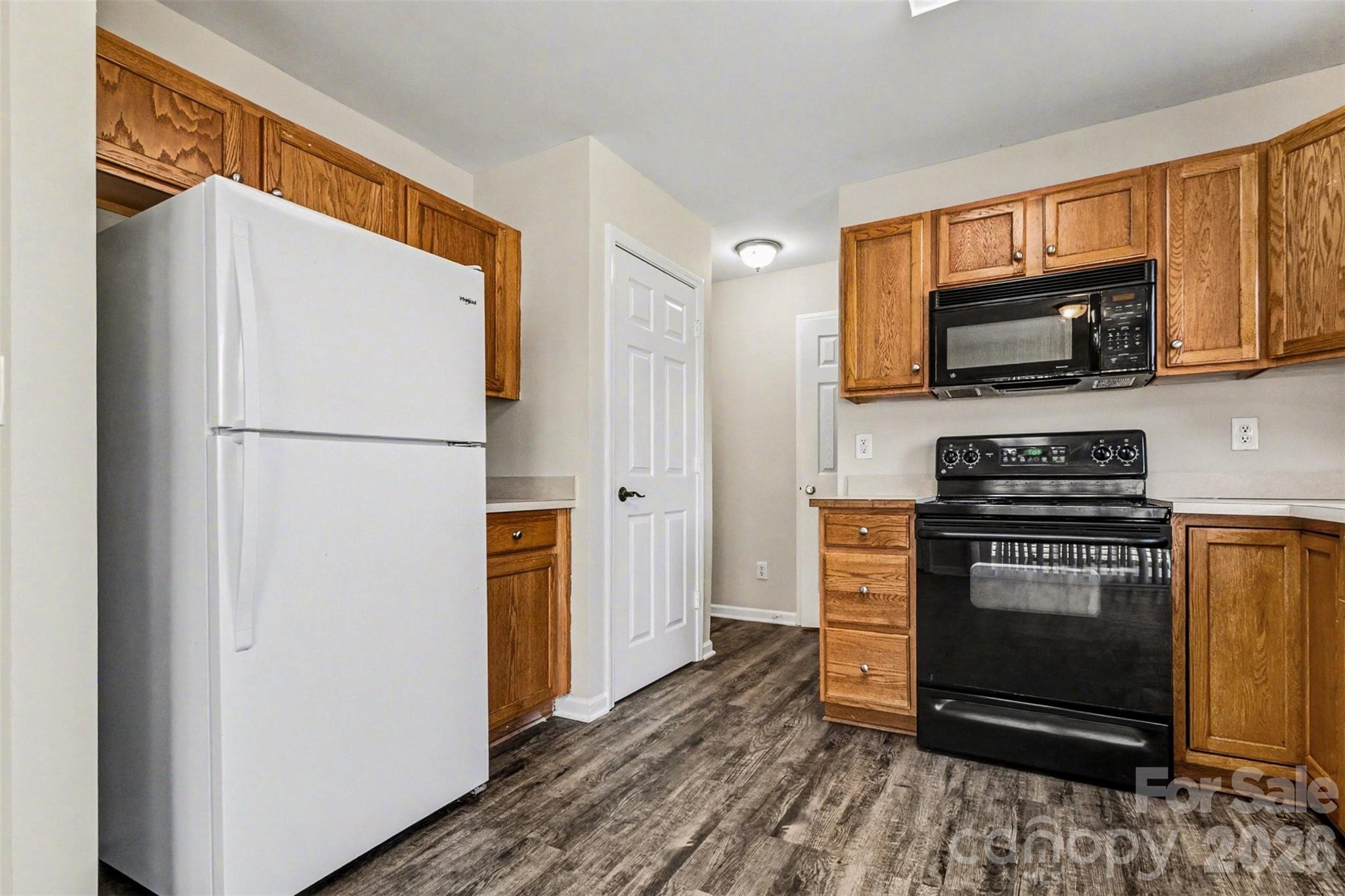 4034 Woolcott Avenue Charlotte NC 28213