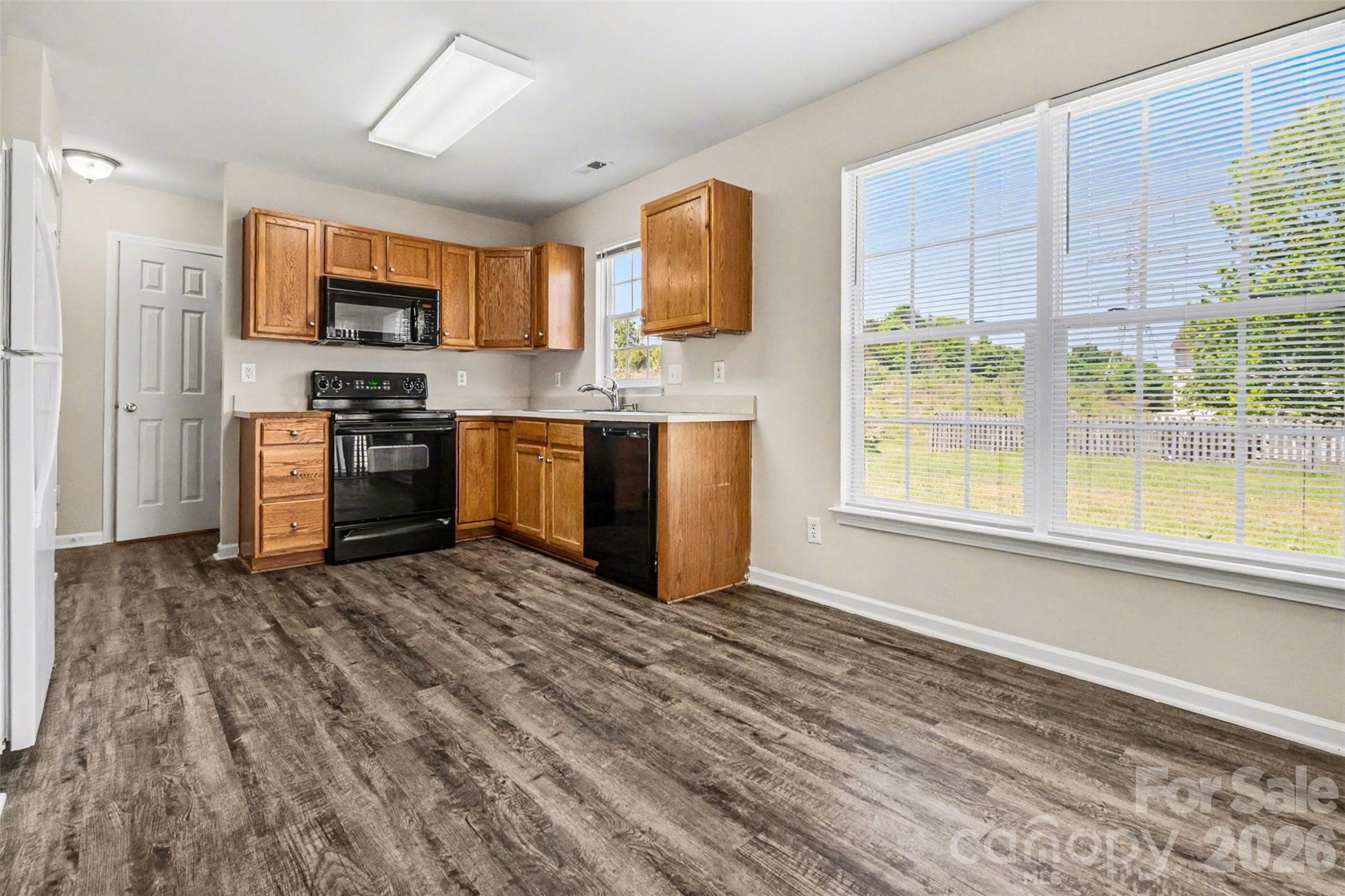 4034 Woolcott Avenue Charlotte NC 28213