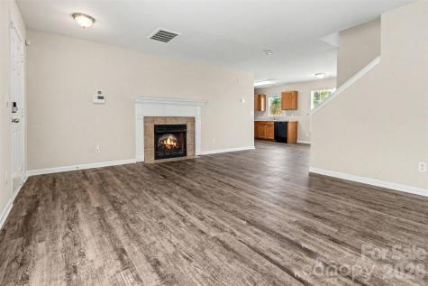 4034 Woolcott Avenue Charlotte NC 28213