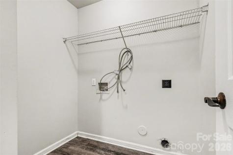 4034 Woolcott Avenue Charlotte NC 28213