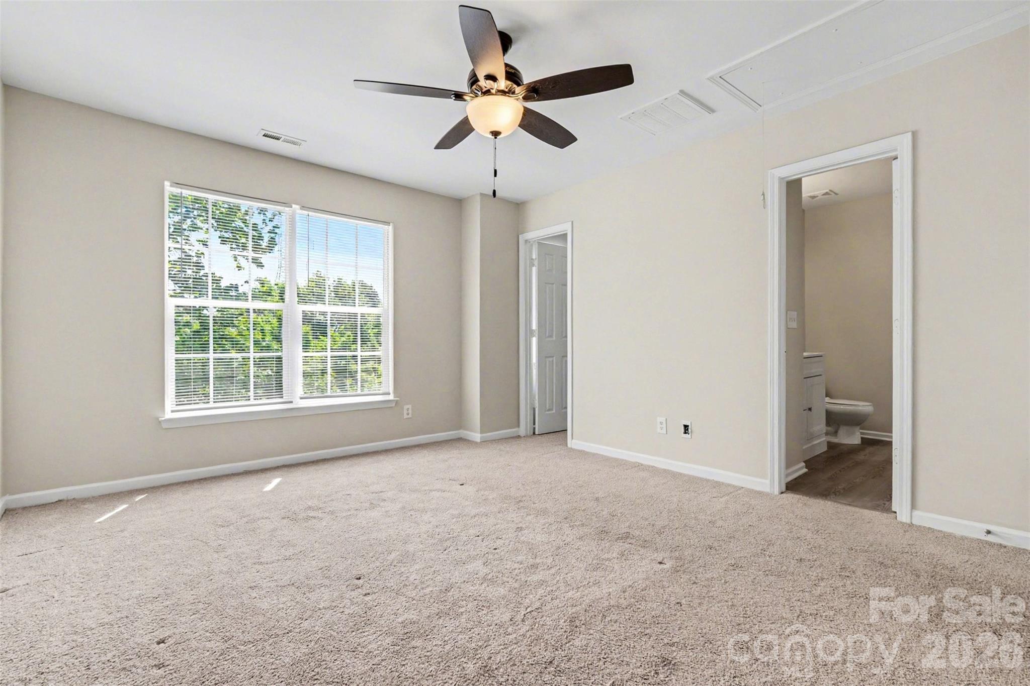 4034 Woolcott Avenue Charlotte NC 28213