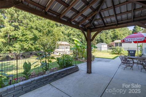 13516 Mallard Lake Road Charlotte NC 28262