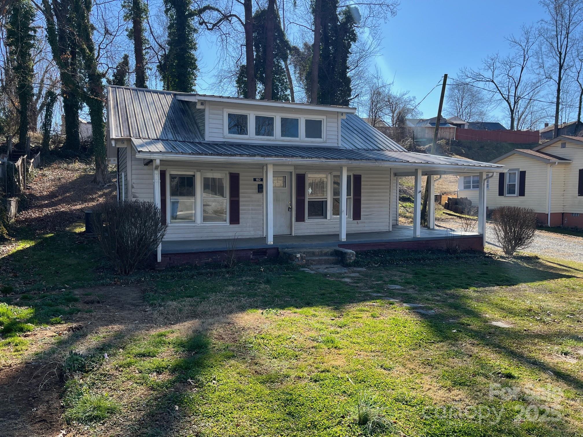 182 Maple Avenue Marion NC 28752