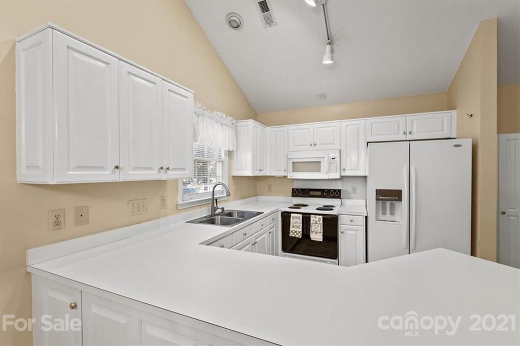 4409 Stonefield Drive Charlotte NC 28269