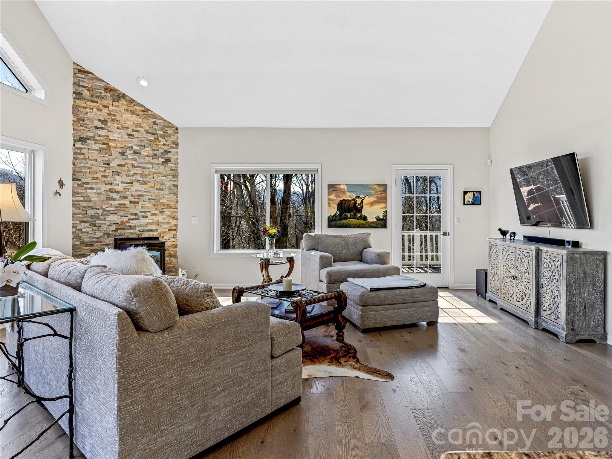 150 Hobby Horse Lane Hendersonville NC 28792