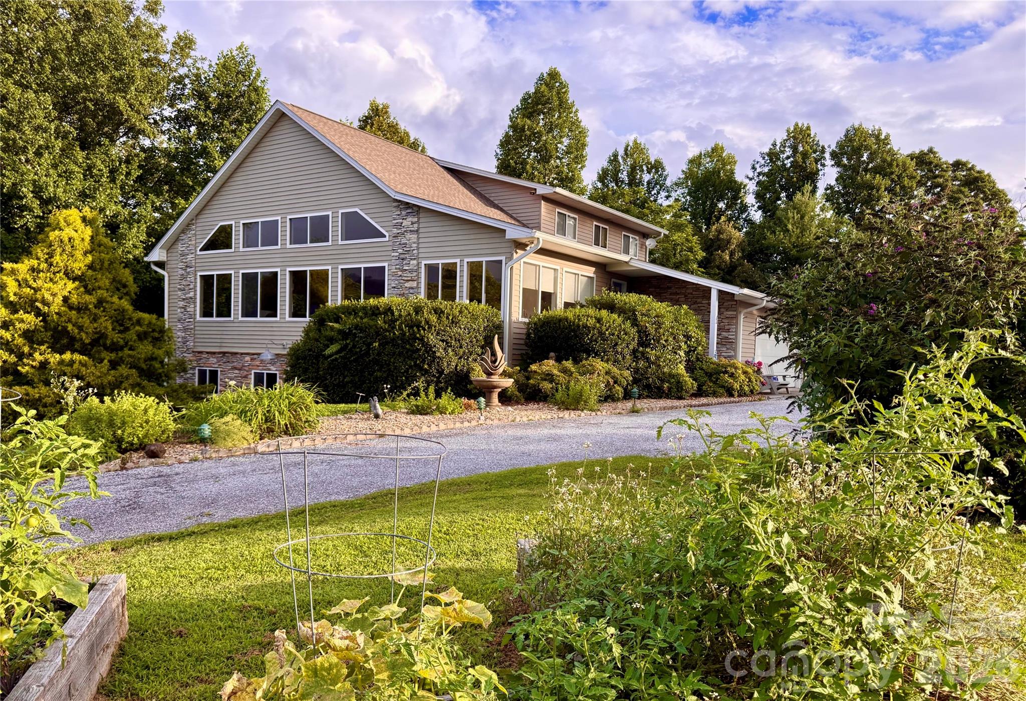 150 Hobby Horse Lane Hendersonville NC 28792
