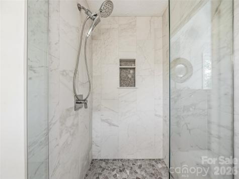 150 Hobby Horse Lane Hendersonville NC 28792