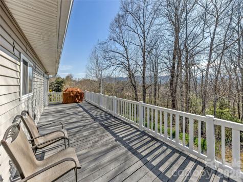 150 Hobby Horse Lane Hendersonville NC 28792