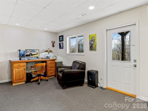150 Hobby Horse Lane Hendersonville NC 28792