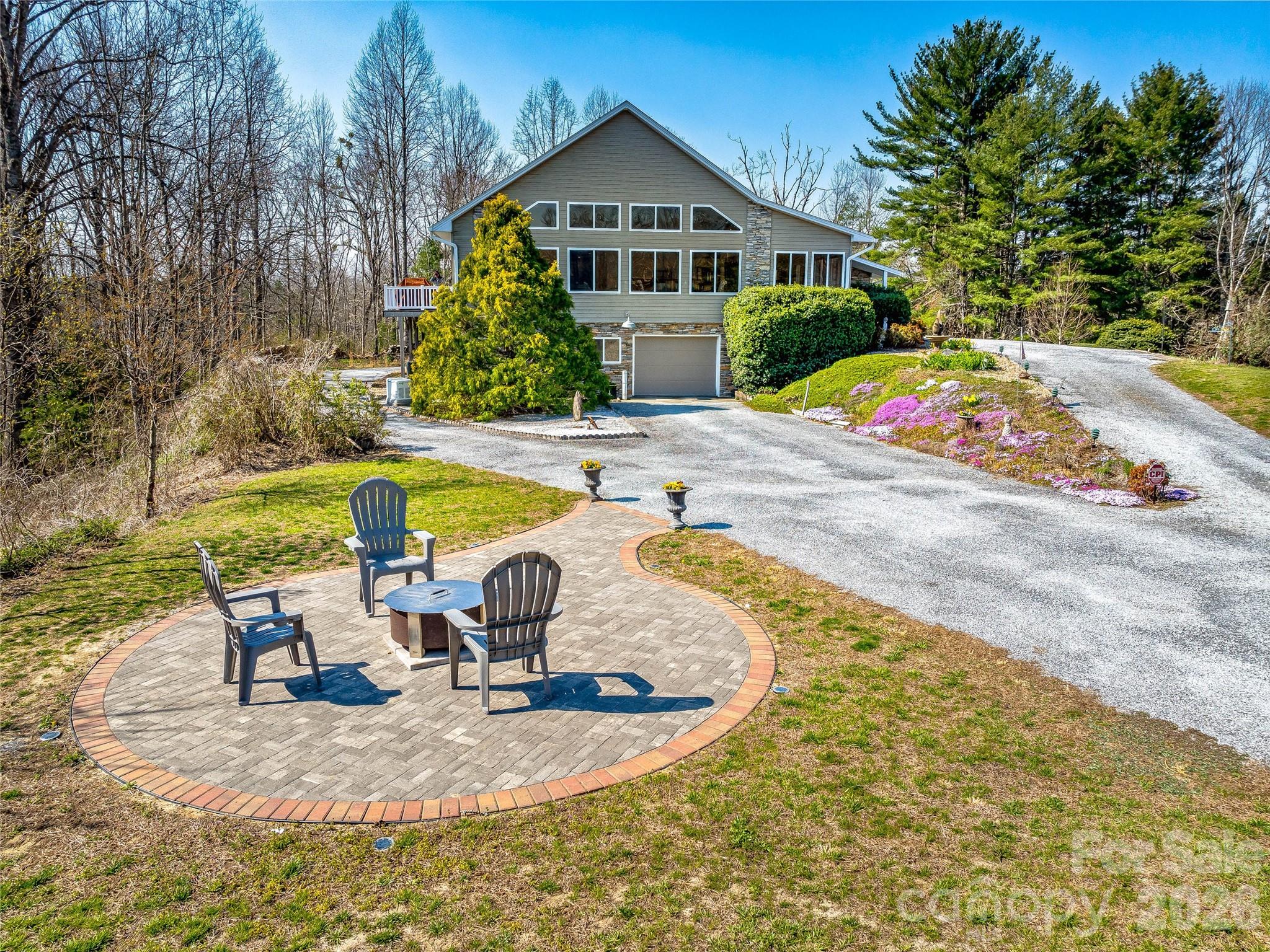 150 Hobby Horse Lane Hendersonville NC 28792