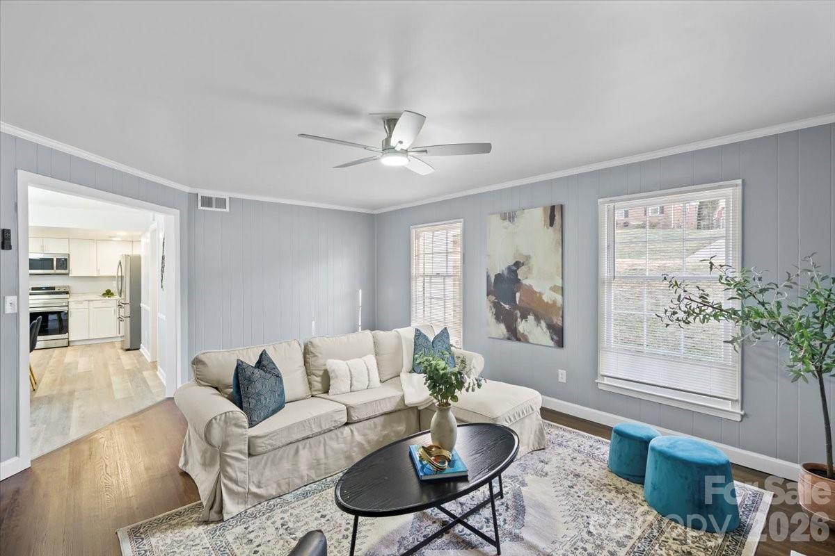 6713 Somersworth Drive Charlotte NC 28215
