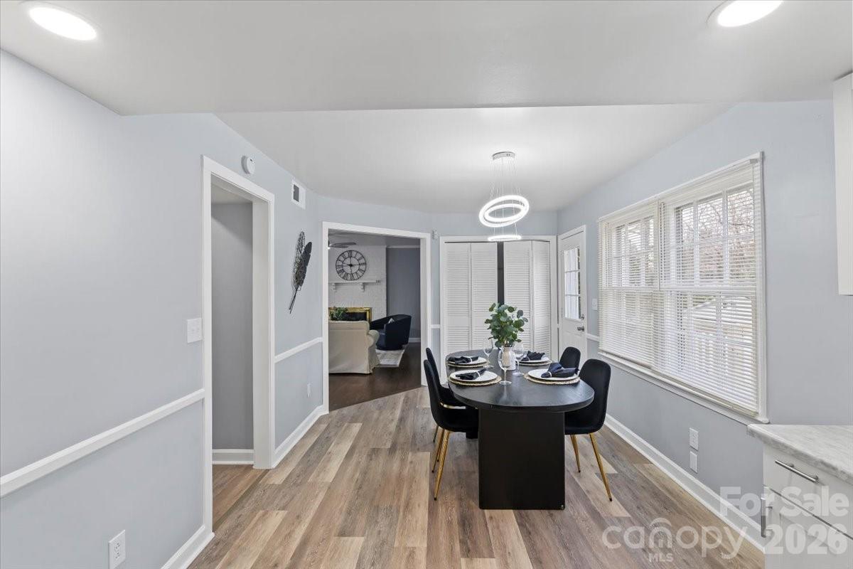 6713 Somersworth Drive Charlotte NC 28215