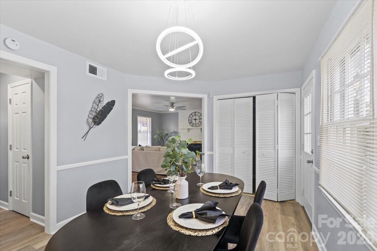 6713 Somersworth Drive Charlotte NC 28215