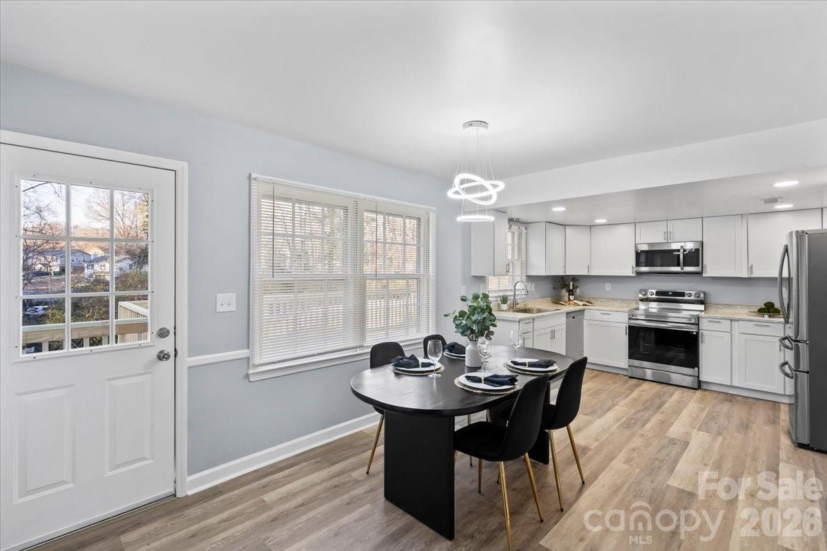 6713 Somersworth Drive Charlotte NC 28215