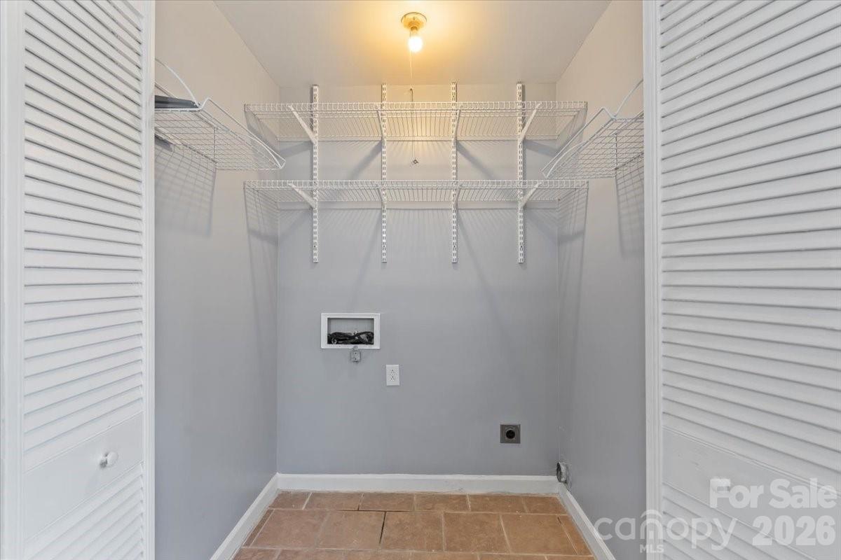 6713 Somersworth Drive Charlotte NC 28215