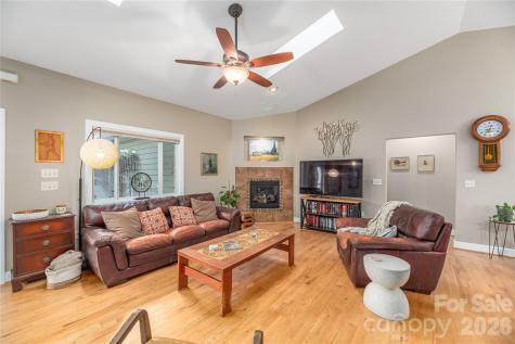 3 Pathwood Lane Weaverville NC 28787